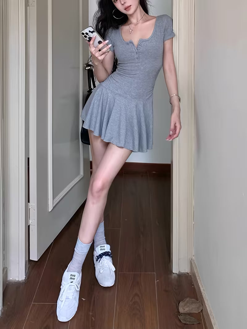 U-neck Short Sleeve Dress for Women, Spring/Summer, Petite Size, Ruched Waist A-Line Pleated Dress