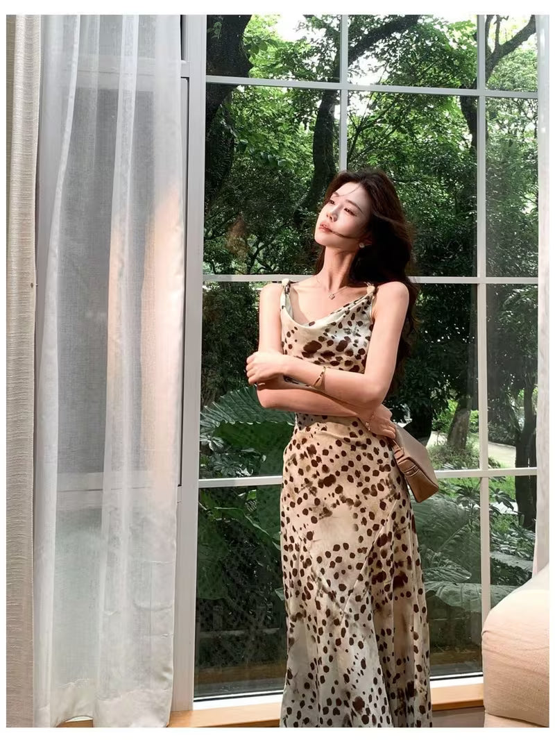 Summer French Swing-neck Suspender Dress, Printed High-waisted Hip-wrapped Fishtail Dress, Long Women's Dress with Drape Temperament
